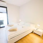 Ms Pro Comfort Kolo Brzegu Z Mini 公寓