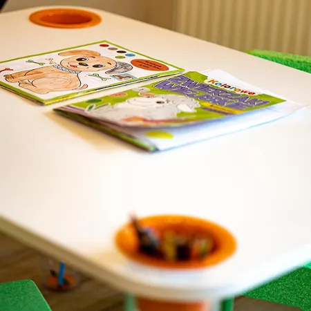 Ms Pro Comfort Kolo Brzegu Z Mini Lägenhet *