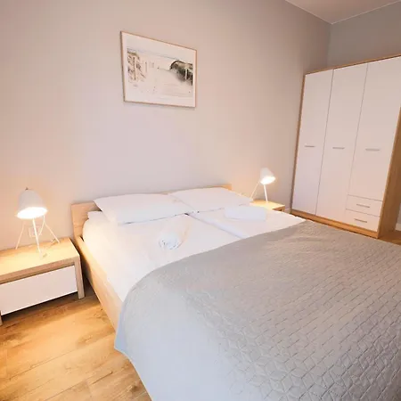 Lägenhet Ms Pro Comfort Kolo Brzegu Z Mini Kołobrzeg